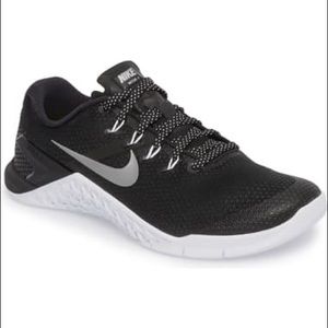 Nike Metcon 4 Training Shoe Women *BRAND NEW*